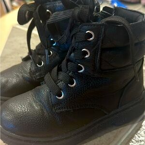 Toddler girl size 9 black boots